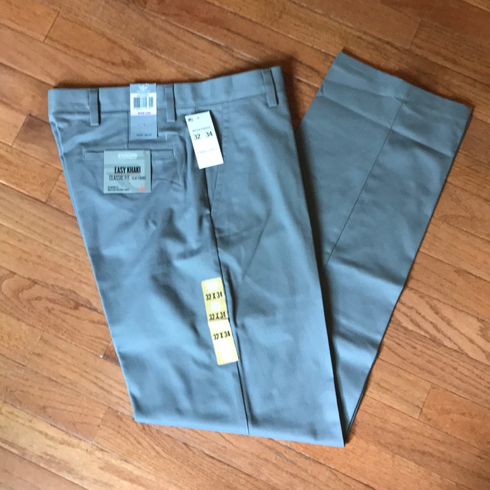 New with tags Dockes easy fit khaki in grey